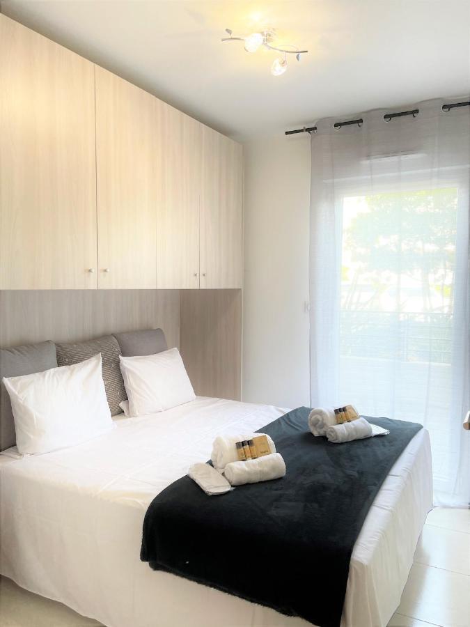 Tres Bel Appartement -Residence Avec Piscine Sur Le Toit Et Vue Panoramique Saint-Raphaël 외부 사진