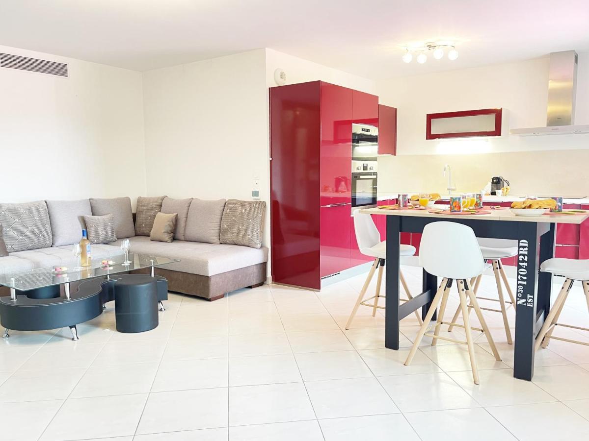 Tres Bel Appartement -Residence Avec Piscine Sur Le Toit Et Vue Panoramique Saint-Raphaël 외부 사진